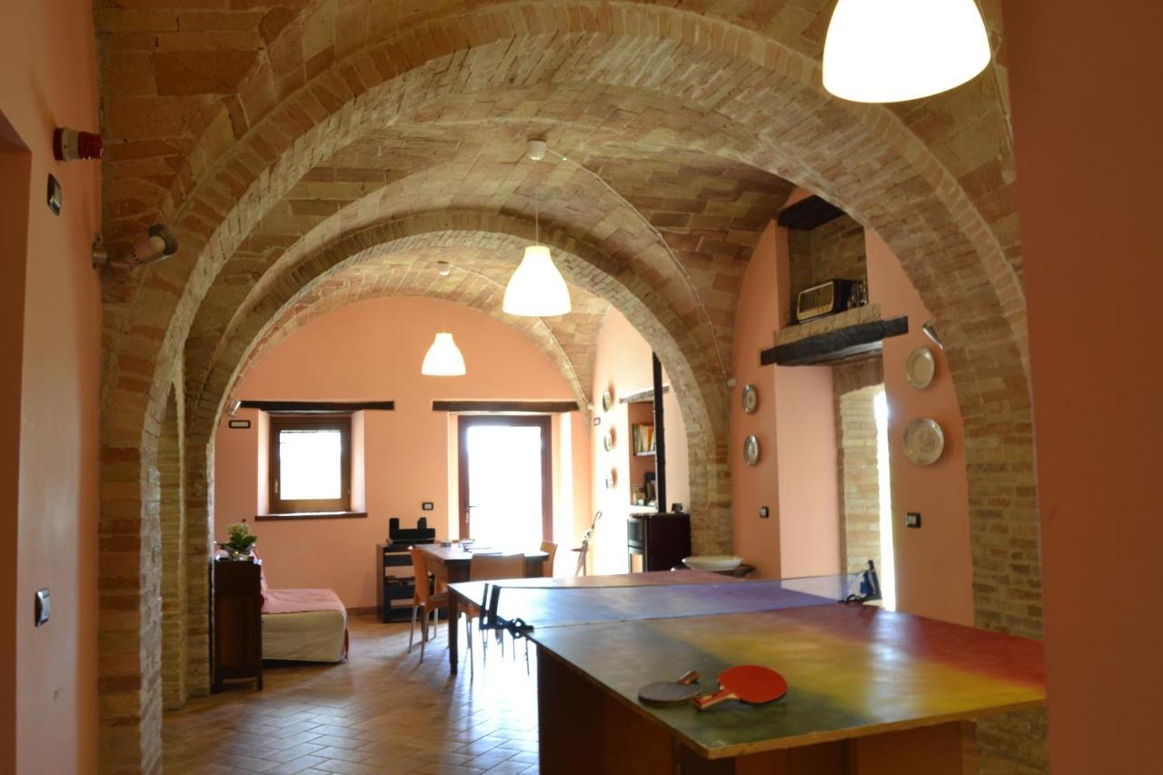 Agriturismo Forestale Luti Treia Esterno foto